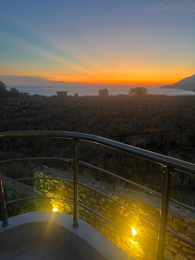 Noah'S Home Himare Exterior photo